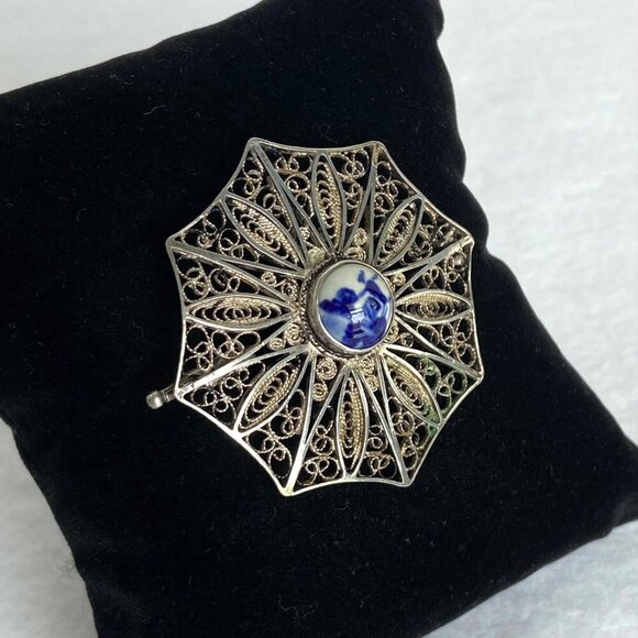 VTG Sterling Silver 925 1.71" Domed Signed Delft Filigree Spun Silver Brooch - Picture 6 of 16